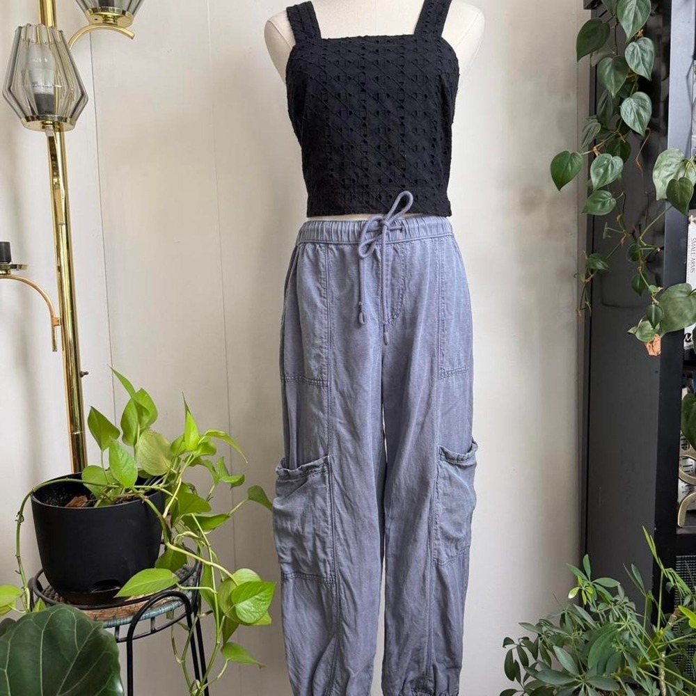 Nicole Miller XL Faded Blue Linen Blend Cropped Cargo Pants Elastic Waist Summer